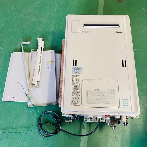 値下げ　NC1562 動作品　リンナイ　エコジョーズ　給湯暖房用熱源機　ガス給湯器 24号 RUH-E2403W2-1 24号　屋外壁掛け　2021年製