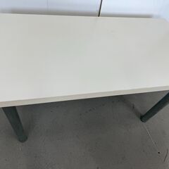 ②フリーデスク　テーブル　机の画像
