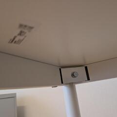 IKEAデスク 130x70cm TOMMARYDの画像