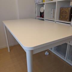 IKEAデスク 130x70cm TOMMARYDの画像
