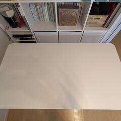 IKEAデスク 130x70cm TOMMARYDの画像