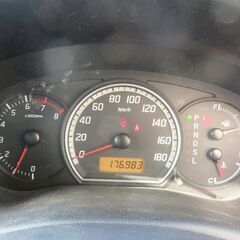 SUZUKI スズキ スイフト 1.2XG Lパッケージ　DBA-ZC71S 平成21（2009）年　走行距離　176983ｋｍ AT/キー２本の画像