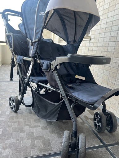 カトージ　2人でゴー　リアシート、レインカバー付き　2人乗りベビーカー