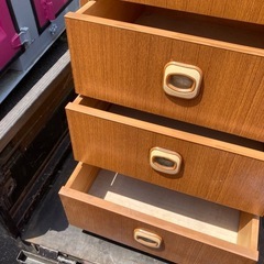 収納家具　引出し式　44.5-42-85.5h古い　傷あり　の画像