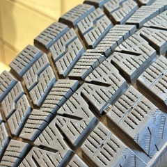 【美品】コンパクトカーに　185/60R15 国産タイヤ　4本　交換工賃込み　ヨコハマ　アイスガード　iG70の画像
