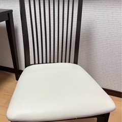 （受け渡し予定者決定済）ダイニングテーブルセット（椅子4脚）の画像