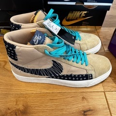 Nike SB Zoom Blazer Mid PRM Sesame / Mystic Navy / Sail サイズ：US9.5（27.5cm）の画像