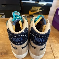 Nike SB Zoom Blazer Mid PRM Sesame / Mystic Navy / Sail サイズ：US9.5（27.5cm）の画像