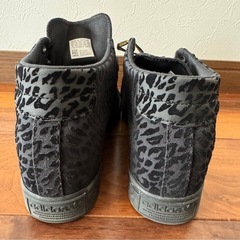 adidas ハイカット　23センチレディースの画像