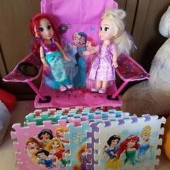 プリンセス　椅子、マット10枚、お人形の画像