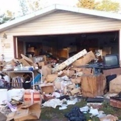 ハウスクリーニング、ゴミ清掃、庭掃除、家の解体、建物の解体、格安の画像
