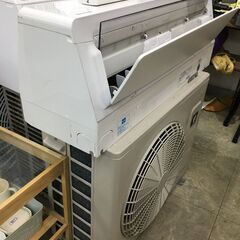 SHARPルームエアコン　2020年　２．８KW（８～１２畳）お掃除ロボ　人感センサー　標準工賃込みの画像