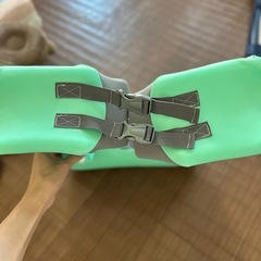 赤ちゃん用のスイミング用浮き輪です。とても安全に作られており、ほぼ未使用の美品です。の画像