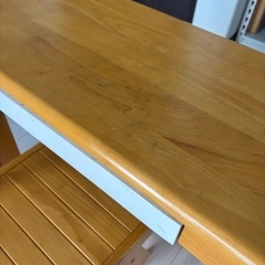 子供用勉強机の画像