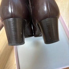 DIANA レザーロングブーツの画像