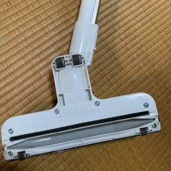 アイリスオーヤマ　2020年製スティッククリーナー　掃除機　８月４日まで！の画像