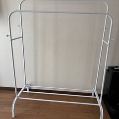 ハンガーラック