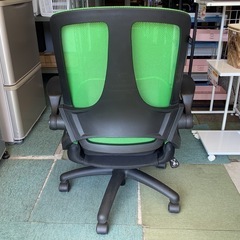 【リサイクルサービス八光】幅６７.５cm　バウヒュッテ　ゲーミングメッシュチェア グリーン G-130-GNYの画像