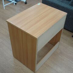 【店頭受け渡し】　 個別学習塾　自習室用　机　中古品　￥2,178の画像