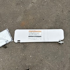 ハイエース　ワイド　サンバイザー
