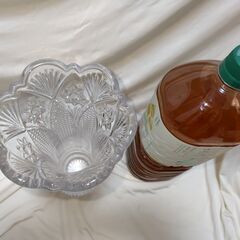 【まだ受付中・送付可能】美品 レッドクリスタルガラス カットガラス 花瓶 フラワーベース♪ 早い者勝ちです✨✨の画像