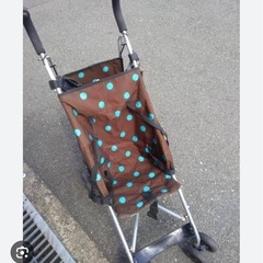 バギーベビーカー黒地×ピンク水玉の画像