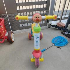 アンパンマン　三輪車　キックボード？の画像