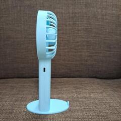 【受け取り者決定】水色ハンディファン　USB充電式　扇風機　持ち運びの画像