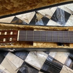 【リサイクルサービス八光】幅37㎝　ALBENIZ　C30　クラシックギター　ハードケース付属の画像