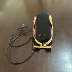 車載ワイヤレス充電器の画像