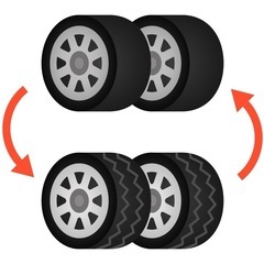 タイヤ組み換え承ります。