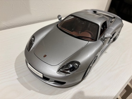 レア
タミヤ　ポルシェカレラGT 1/12 完成品