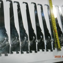 レール棚受金物の画像