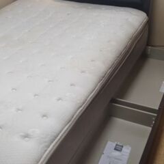 ※急募※【直接引取のみ】【ニトリ・ダブルベッド】宮付きフレーム、...