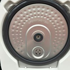 値下げしました【中古】ヤマダ YRC-H10J1 炊飯器 2021年製【ハンズクラフト佐賀】の画像