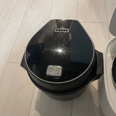 炊飯器の画像
