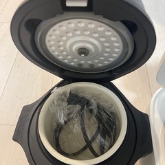 炊飯器の画像