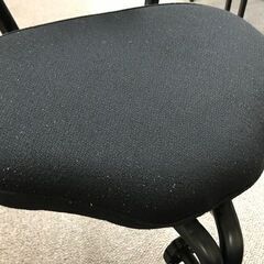 バランスチェア ホーグ社 HAG 5064 黒 ブラック 中古 イス 姿勢矯正 背もたれ付 健康椅子の画像