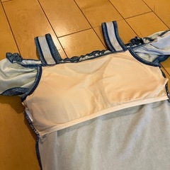 美品❗️子ども水着　女の子　セパレートタイプ　REPIPI ARMARIO 140cmの画像