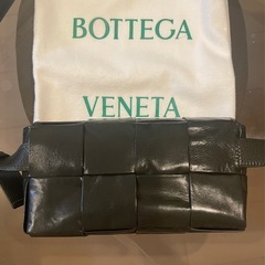 【極美品】Bottega Veneta カセットバッグ　カメラバッグの画像