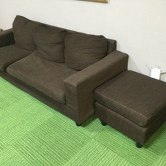 ソファーセット✖️２組【0円　お譲りします】軽トラ引取可能な方の画像