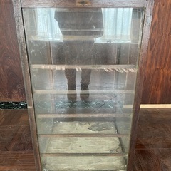 【GO-1033】ガラスキャビネット ガラス戸 レトロ アンティーク ビンテージの画像
