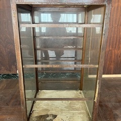 【GO-1033】ガラスキャビネット ガラス戸 レトロ アンティーク ビンテージの画像