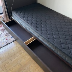 シングルベッドの画像