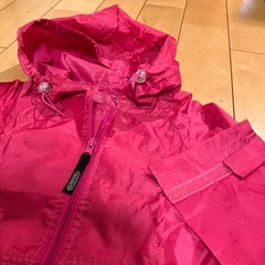 美品❗️子ども服　レインコート（上下セット）130cmの画像