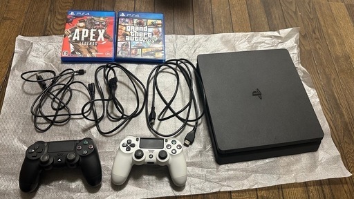 PS4本体・ソフト込‼️値下げ交渉承ります‼️取りにきて貰える方優先‼️