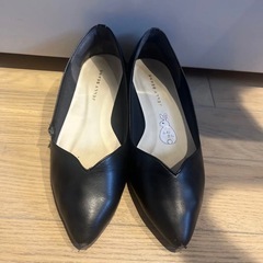 ジェリービーンズ　黒パンプス　23.5センチ