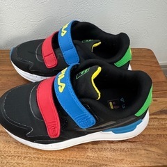 FILA キッズシューズ
の画像