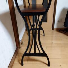 カウンターテーブルの画像