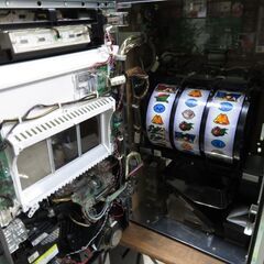 パチスロ実機 コードギアスR2 コイン不用機 ドアキー・設定キー